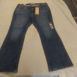 Levis Boot-cut Jeans